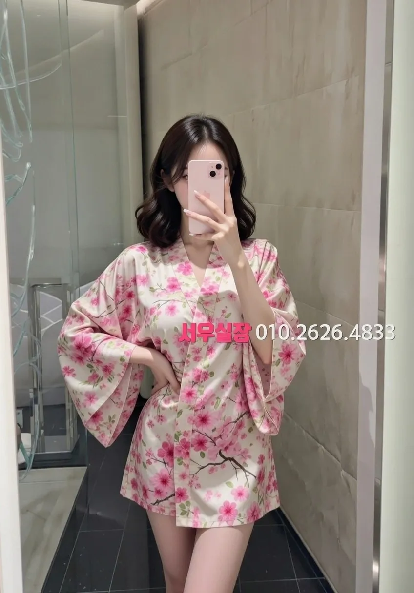 신촌 쓰리노 프리미엄 라인업 25번 프로필